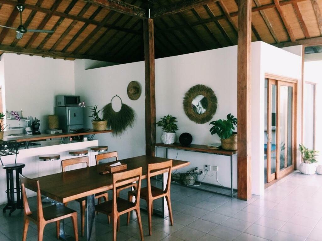 Villa Manik Canggu Extérieur photo